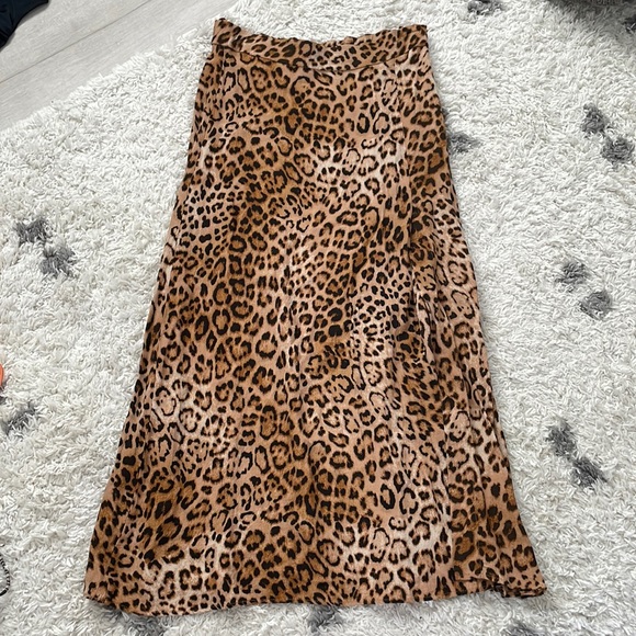 Zara Leopard Midi Skirt - Picture 1 of 5